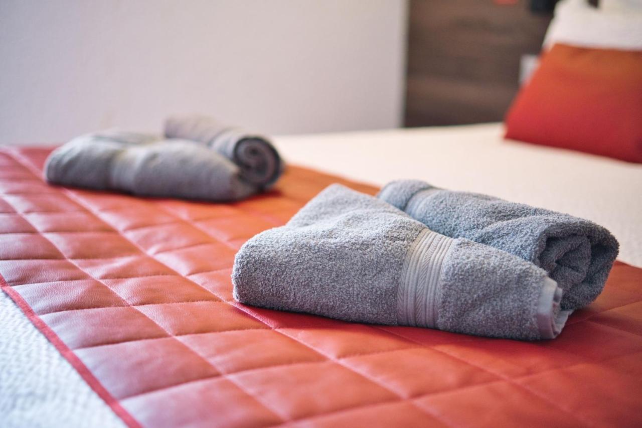 Cit'Hotel Des 2 Golfs Leucate Εξωτερικό φωτογραφία