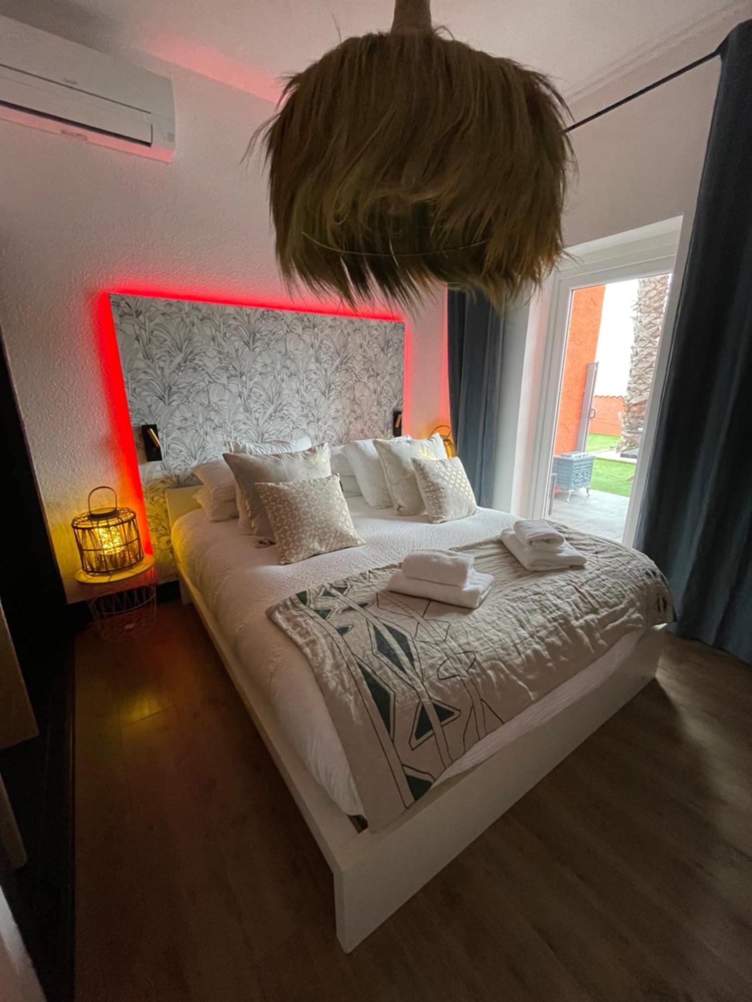 Cit'Hotel Des 2 Golfs Leucate Εξωτερικό φωτογραφία