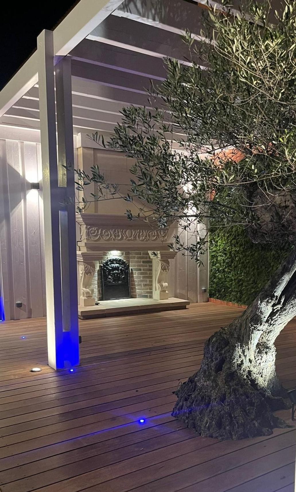 Cit'Hotel Des 2 Golfs Leucate Εξωτερικό φωτογραφία