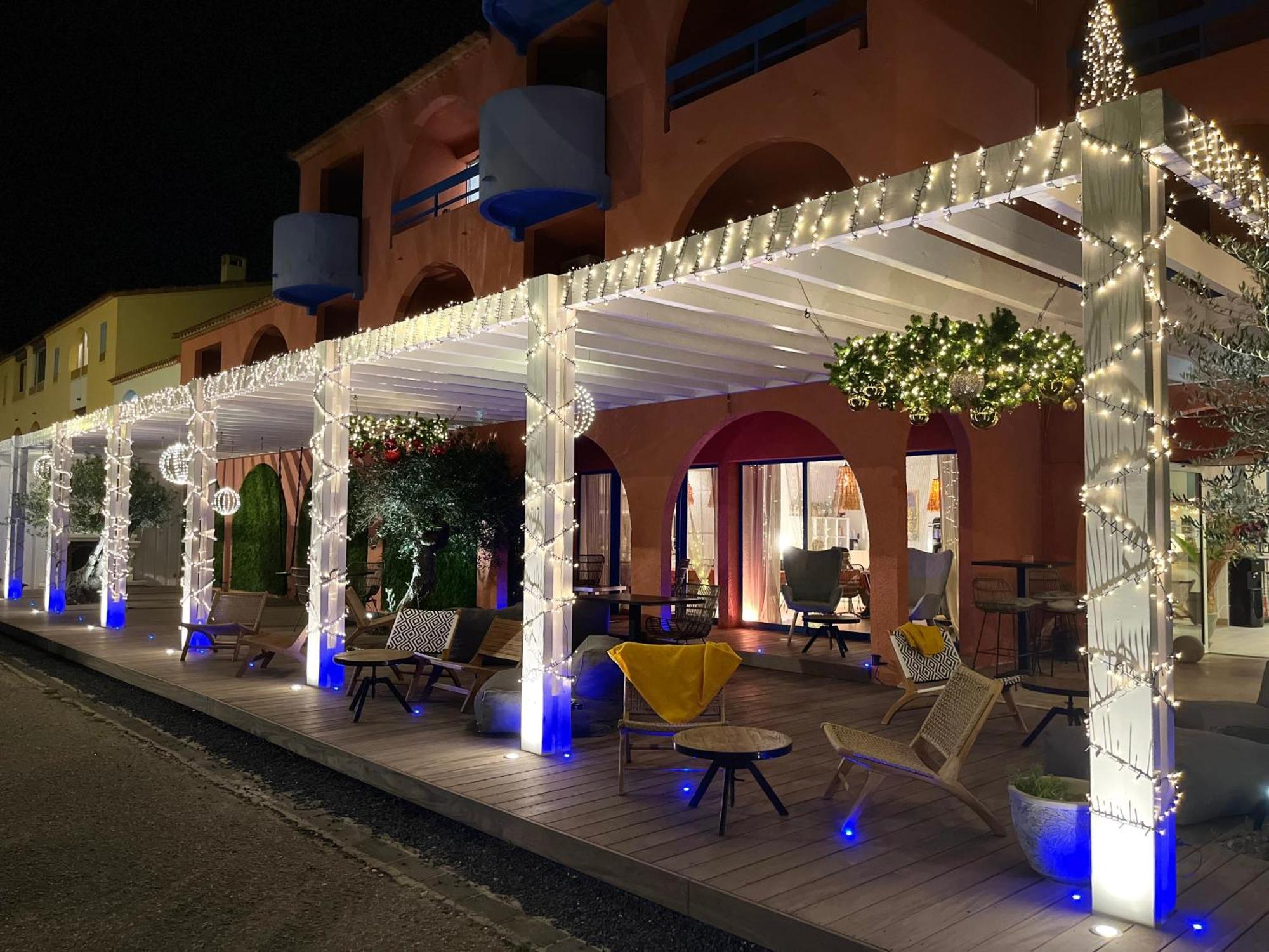 Cit'Hotel Des 2 Golfs Leucate Εξωτερικό φωτογραφία